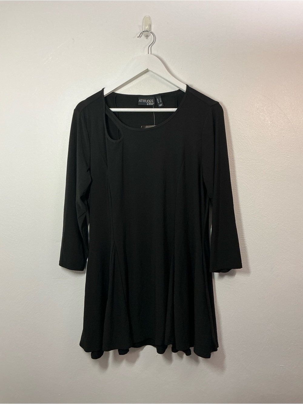 Attitudes by Renee Black Long-Sleeve Swing Tunic Size Large